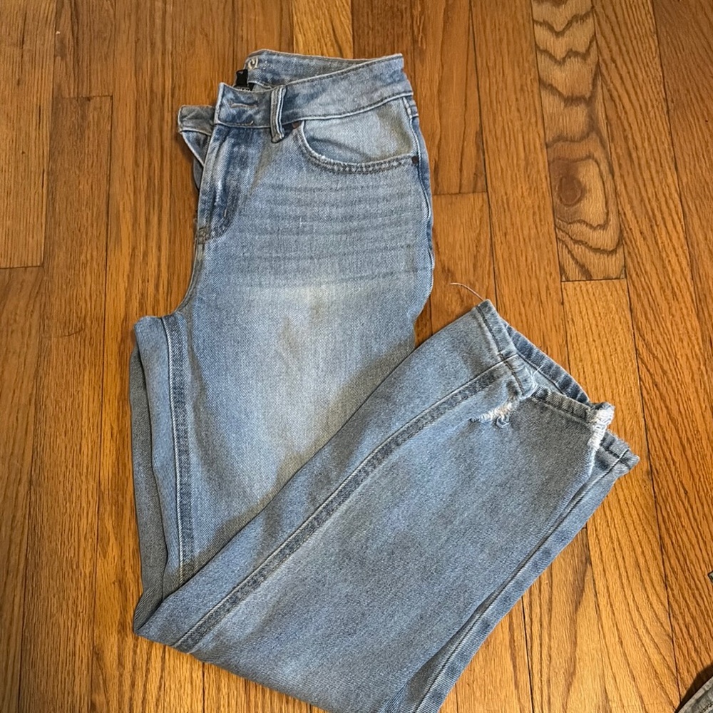 Rewash Blue Straight Leg Jeans with Classic Distressed Look